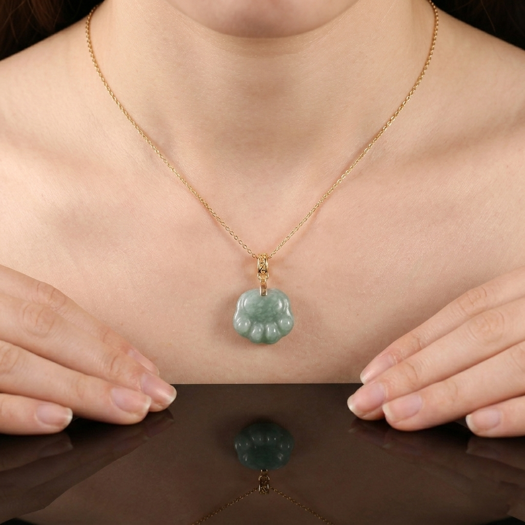 Cat Paw Jade Pendant Necklace